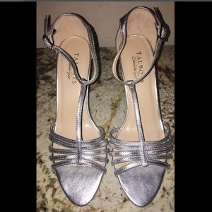 Talbots Silver Leather Strappy heels sandals 8 M